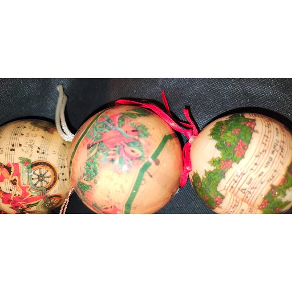 Vintage Christmas Ornaments Set Of 9 Hand-Painted Wooden Baubles Festive - Picture 8 of 10